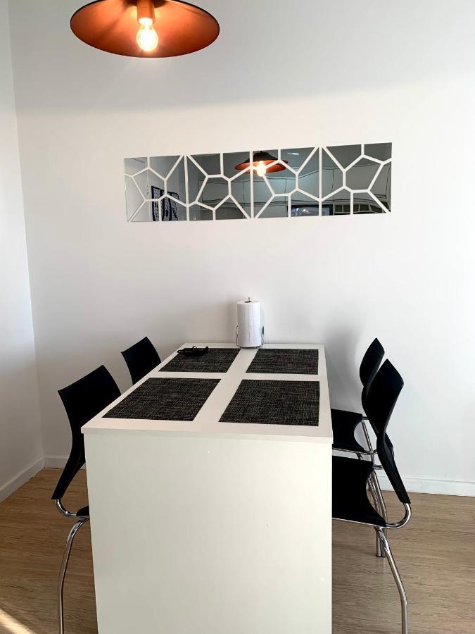 505 - Apartamento Lindo, Amplo E Decorado, Mobiliario Moderno, Cozinha Completa Com Utensilios , Excelente Vista Da Cidade E Localizacao Privelegiada No Bairro Bigorrilho Proximo De Shopping E Parques Curitiba Bagian luar foto